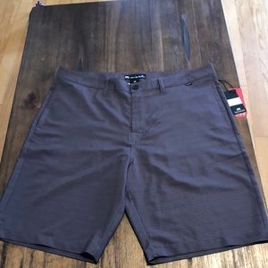 Travis Mathew flat front gray & black shorts NWT